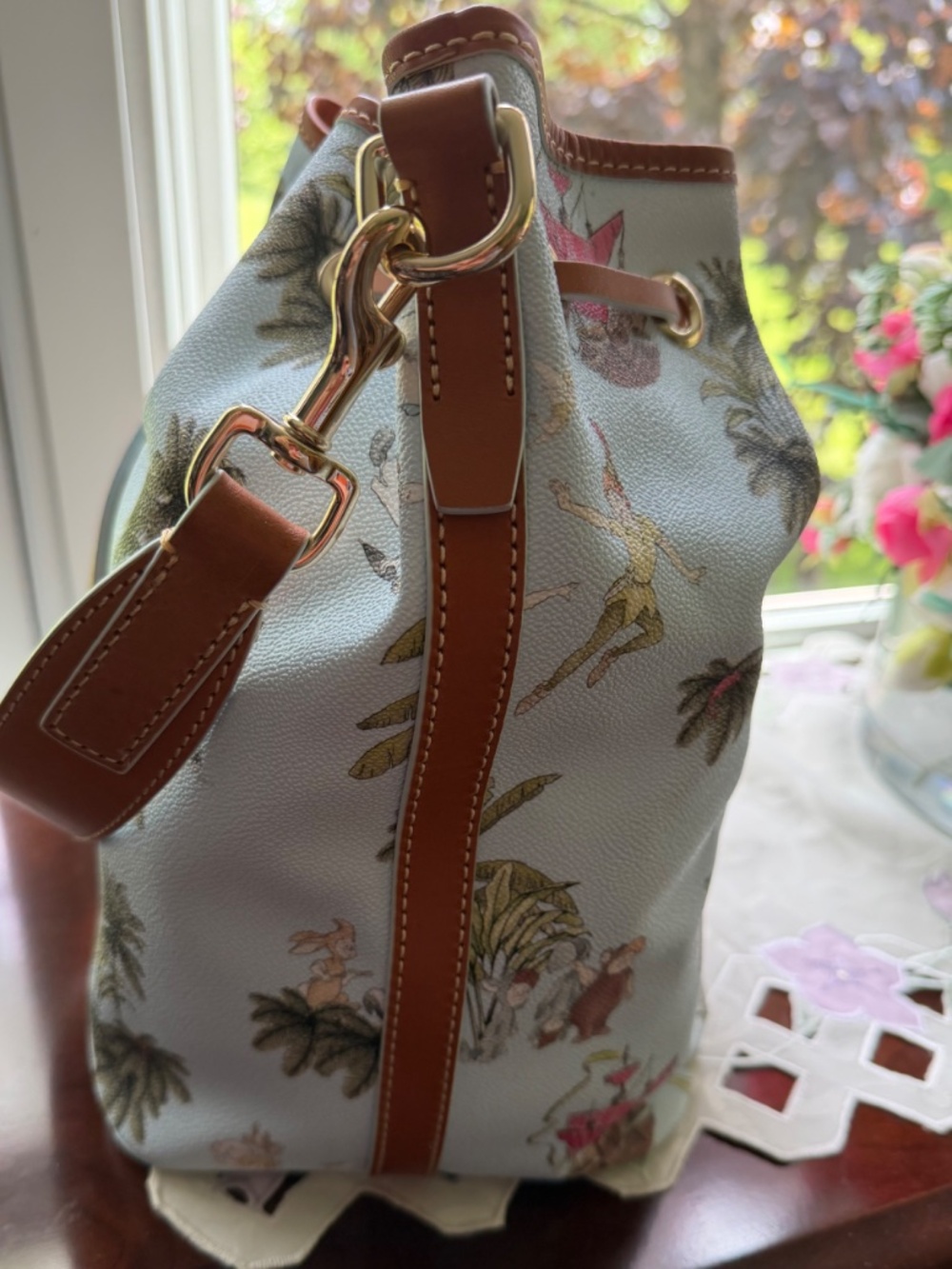 NWT Disney Parks Dooney & and Bourke Peter Pan Drawstring Shoulder Bag  2023 - Picture 5 of 16